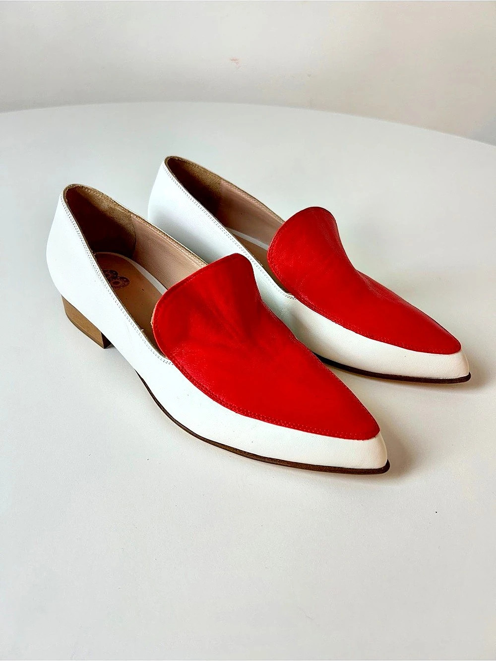 NEW Leather Two-Tone Pointed Toe Flats